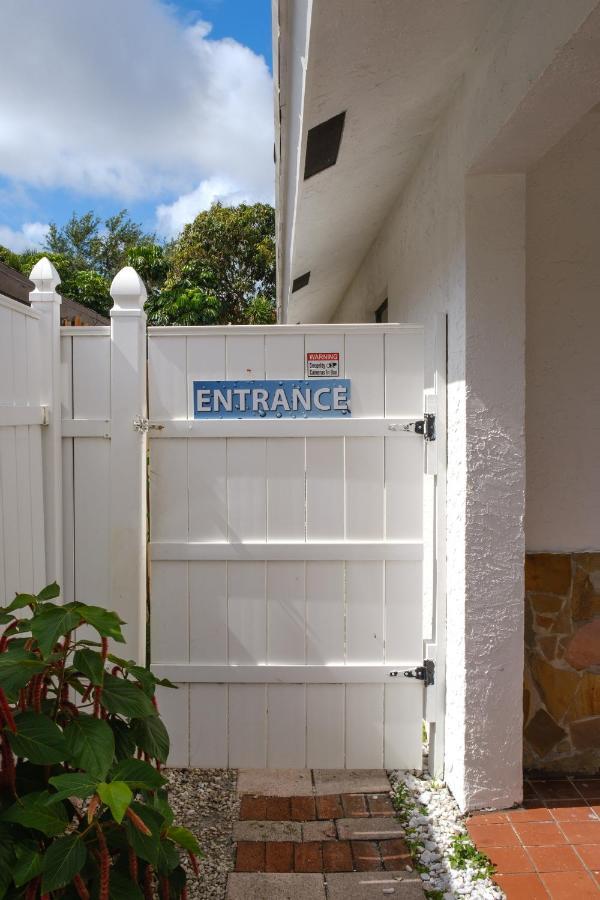 Tropical Hideaway! Apartment Fort Lauderdale Bagian luar foto